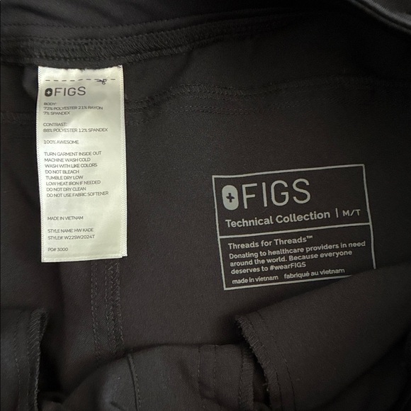 FIGS Charcoal Technical Collection Pants - Picture 2 of 7